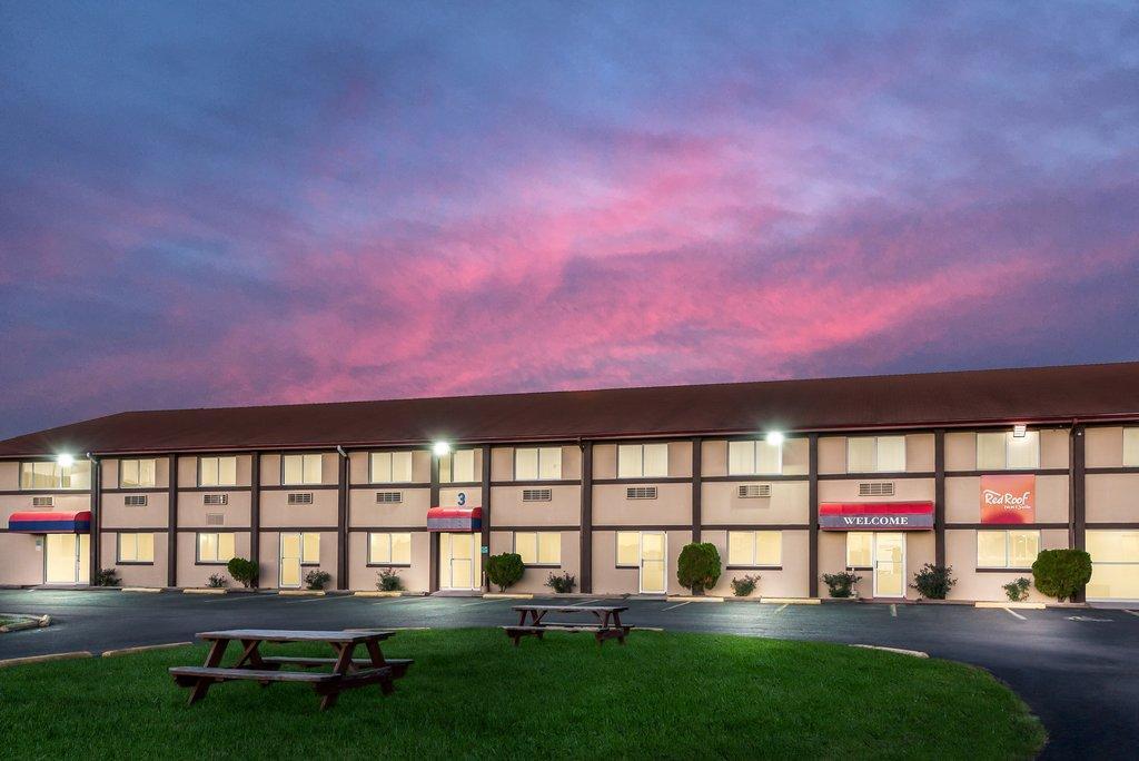 Red Roof Inn & Suites Wapakoneta Esterno foto