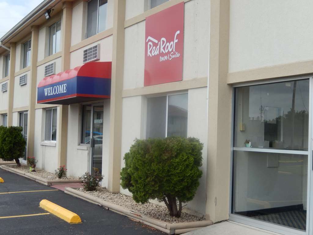 Red Roof Inn & Suites Wapakoneta Esterno foto